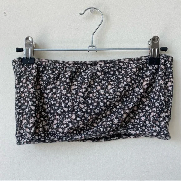 Brandy Melville Floral Bandeau Crop Top - Picture 4 of 5